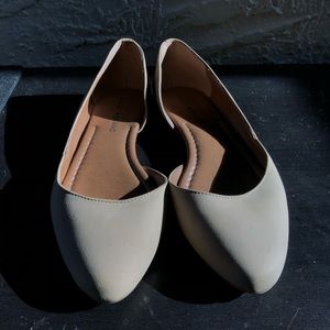 lucky brand beige flats